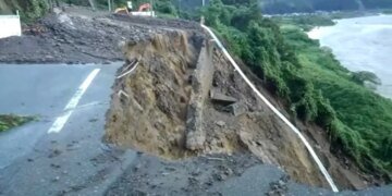 Штучний інтелект навчився прогнозувати зсуви та лавини за роки до катастрофи