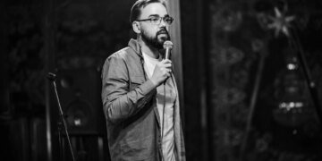 Пам’ятайте його смішним: на фронті загинув стендап-комік та військовий Артур Петров