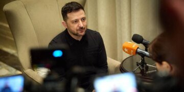 Зеленський: Україна щодня говорить з американцями і працює над тим, щоб мирні переговори були – будь-де