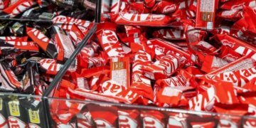 Сладкое ограбление века: Nestle ищет 12 тонн похищенных шоколадок KitKat