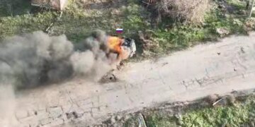 ВМС України знищили російський УАЗ разом із екіпажем на фронті – відео