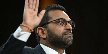 Слив века: иранские хакеры пытаются скомпрометировать директора. ВИДЕО