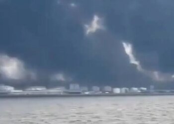 Украинские удары существенно сократили производство ракет и экспорт нефти в РФ