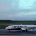 Билеты от 30 евро: лоукостер Ryanair запускает рекордное количество рейсов к европейским курортам