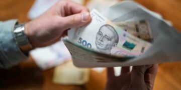 Выплата 6800 гривен от Красного Креста: украинцев предупредили о новой схеме мошенников