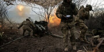 Bloomberg: Украина рискует остаться без денег на оборону в течение двух месяцев