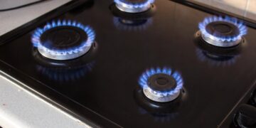 Газ подорожал на 20%: война на Ближнем Востоке взвинтила цены в Украине до рекорда