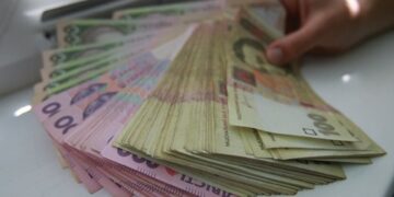 Пенсии в Украине: кому повысят выплаты, как пройти идентификацию и каких ждать изменений