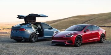 Tesla офіційно прощається з Model S та Model X