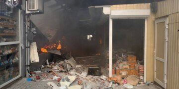 росіяни вдарили по ринку у Нікополі – 5 загиблих та 19 поранених