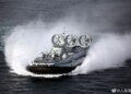 Український контракт допоміг Китаю наростити флот десантних кораблів "Зубр"