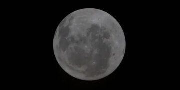 Artemis II вперше за 50 років увійшла у сферу дії тяжіння Місяця