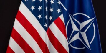 Отношения США и НАТО входят в зону турбулентности. Визит Рютте может стать решающим или бесполезным, – Politico