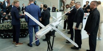 Україна та Німеччина підписали 10 нових угод про співпрацю, а крім того спільно вироблять вже 7 видів дронів – Зеленський