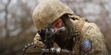 На фронті зафіксували майже 60 боїв, ворог продовжує марні спроби атак на позиції біля Антонівського мосту – Генштаб