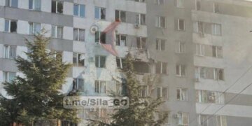 Окупанти атакували безпілотниками Одесу, є влучання у дев’ятиповерхівку