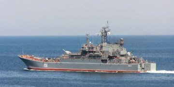 Дроны СБУ поразили три российских корабля в оккупированном Крыму