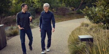 Apple призначає нового керівника на заміну Тіма Кука після 15 років