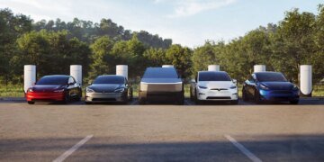 Tesla стверджує, що замовлення на електрокари виграли від зростання цін на бензин