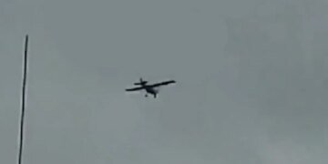 Громкое утро на Кавказе: жители Каспийска жалуются на взрывы и коллапс в аэропортах. ВИДЕО