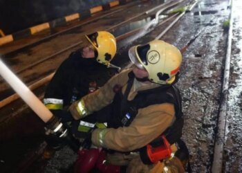 Морской терминал и НПЗ в Туапсе подверглись атаке дронов: горят резервуары