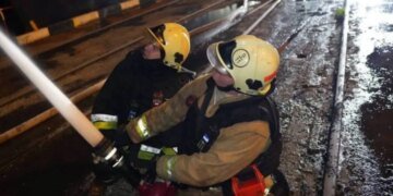 Морской терминал и НПЗ в Туапсе подверглись атаке дронов: горят резервуары