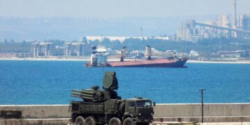 рф зберігає війська, авіацію і кораблі в Сирії попри заяви про скорочення присутності