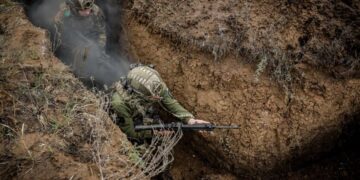 15 солдат на километр: Кофман объяснил, почему фронт в Украине перестал быть линией