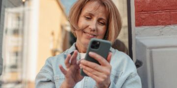 Абоненты массово меняют Vodafone и Kyivstar на lifecell: в чем причина