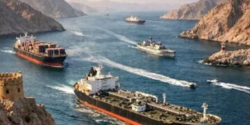 Долинский: Конфликт вокруг Ормузского пролива ударит по глобальной логистике