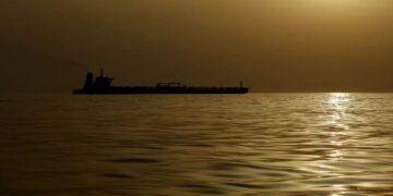 Фараджаллах: Китай спасает Иран ради нефтяного транзита