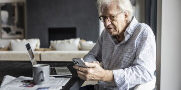 Выплаты пенсий ограничат по старой схеме: миллионы пенсионеров попали в ловушку