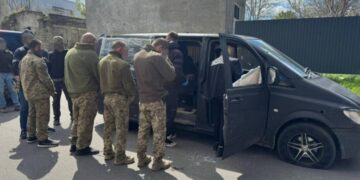 ОПГ на базе ТЦК в Одессе: СБУ раскрыла схему похищения людей “по наводке”