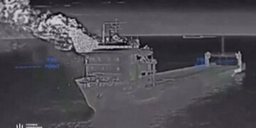 ГУР уничтожило последний железнодорожный паром оккупантов в Керчи