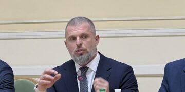 Бидный: Не вижу ни одного юридически значимого правового основания лишить Бубку звания “Герой Украины”