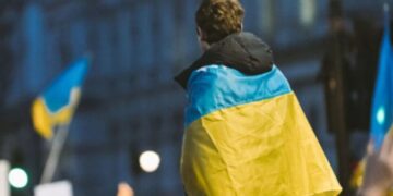 Искусственный раскол: Общество переросло деление на “своих” и “уклонистов” – Еременко