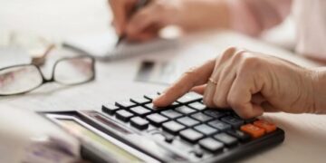 Пенсия без трудовой книжки: в Украине упростили механизм подтверждения стажа