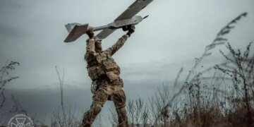 СБУ та СБС уразили ворожий ешелон і резервуари з пальним на окупованих територіях