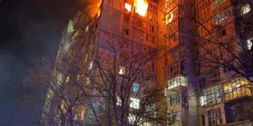 В Одесской области в результате атаки РФ пострадали многоэтажные дома, под ударом оказалась портовая инфраструктура