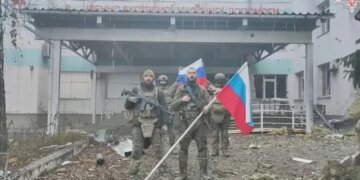 росія змінює тактику війни та переходить до прихованого проникнення малими групами – The Telegraph