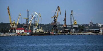 Окупанти вивезли з порту Маріуполя майже 60 тисяч тонн пшениці – міськрада