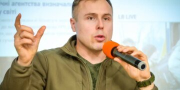 Праздник на пороховой бочке: Украина способна продемонстрировать Путину парад, “максимально приближенный к боевым действиям”, – Костенко