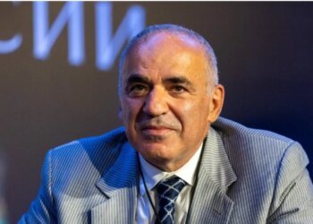 “Тройной удар” по Путину и России: Гарри Каспаров предрекает конец империи