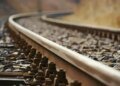 Залізниця у трьох областях опинилася під ударом рф, є пошкодження