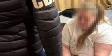 Бомба в «посылке»: агентка РФ планировала взорвать здание ВСУ в Житомире