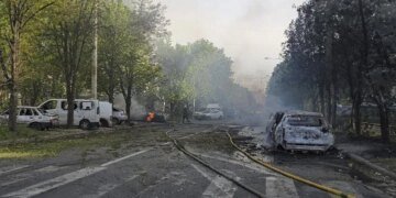 Бомбова атака на центр Краматорська: кількість поранених зросла до 12, найстаршому – 91 рік