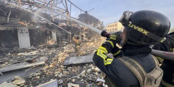 Удар по Запорожью: ГСЧС раскрыла масштабы трагедии. ФОТО