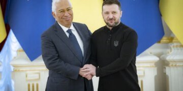 Лідери ЄС готують власну ініціативу для переговорів з путіним – FT