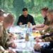Зеленський зібрав нараду щодо безпекової ситуації на Дніпровщині. Говорили про захист інфраструктури та посилення РЕБ