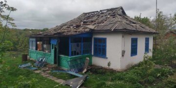 Уламки дрона рф пошкодили житловий будинок та агропідприємство на Вінниччині